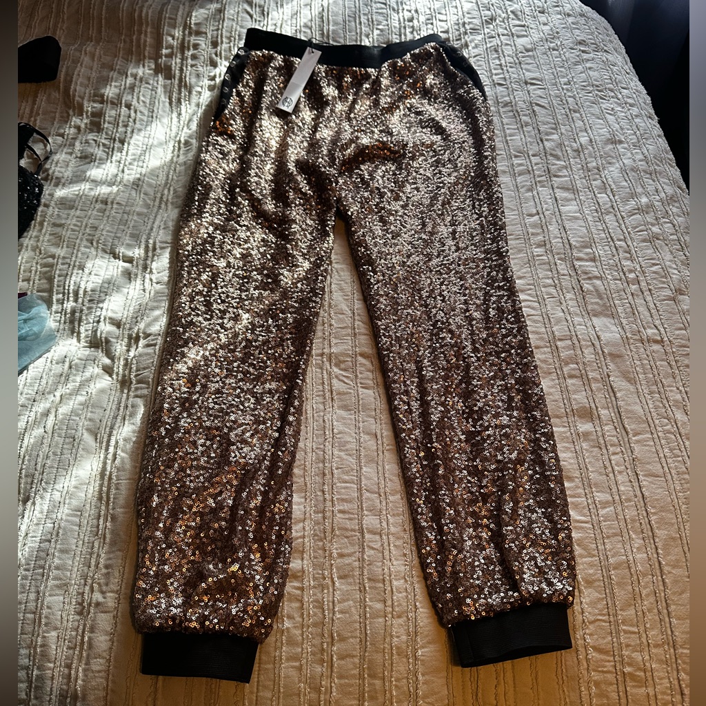 House Of Harlow 1960 Gold Sequin Jogger Pants Medium Metallic Glam Nwt